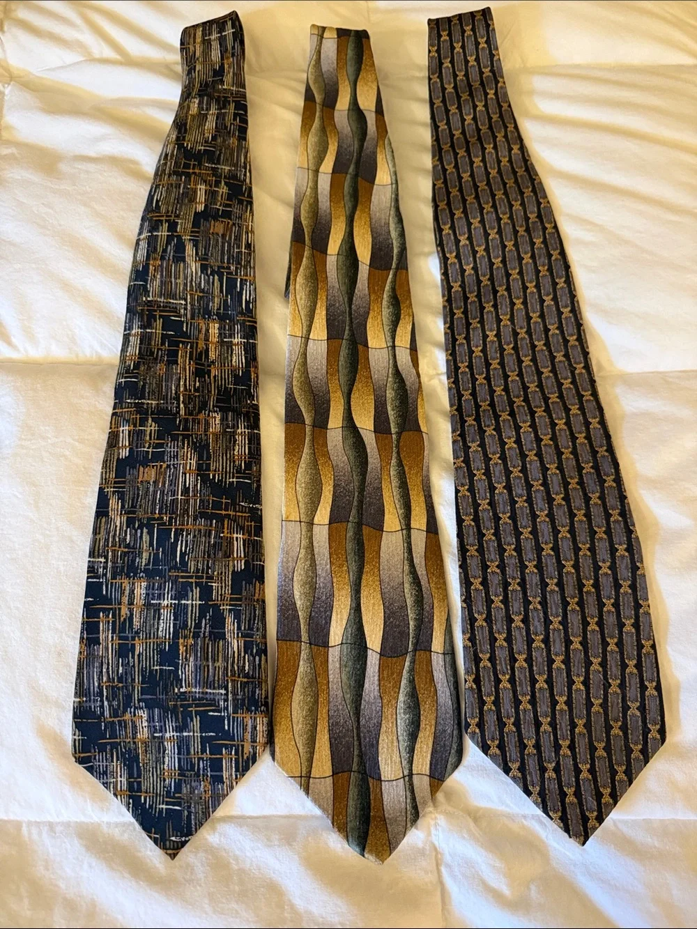 Cocktail Collection lit of 3 ties 2-Beer, 1-wine